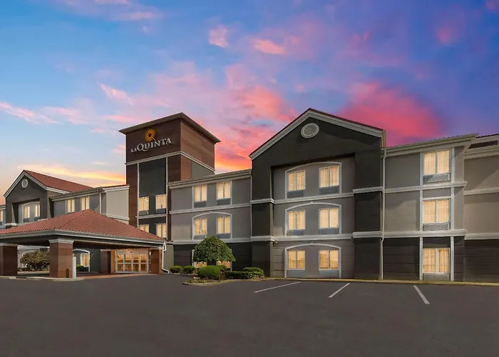 La Quinta By Wyndham Lexington South / Hamburg Hotel