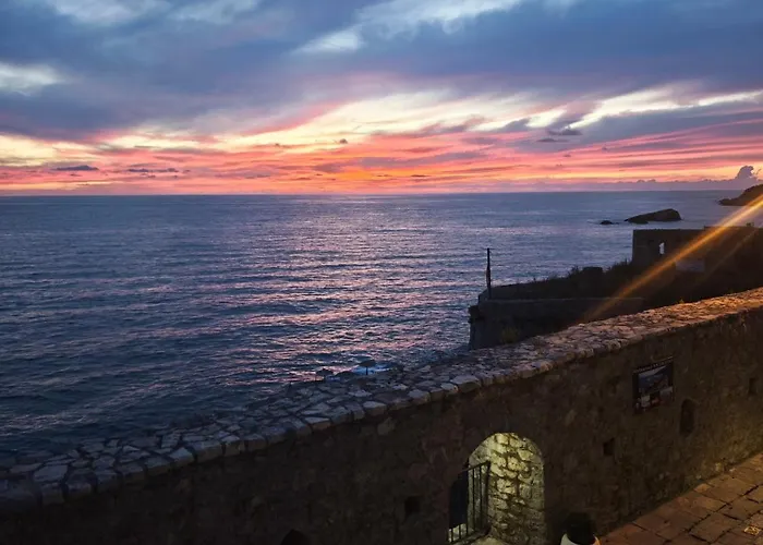 Kulla E Balshajve Hotel Ulcinj