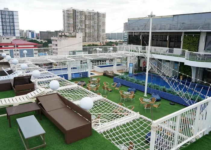 Selah Pods Hotel Manila Pasay