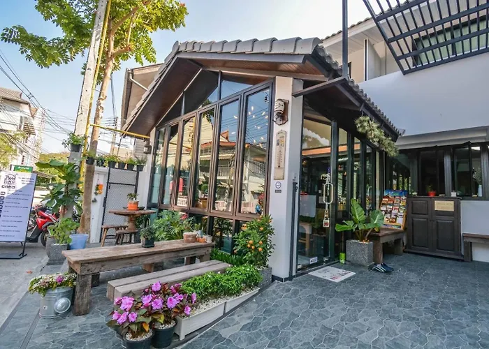 Baan Lung Poshtel Hostel Chiang Mai