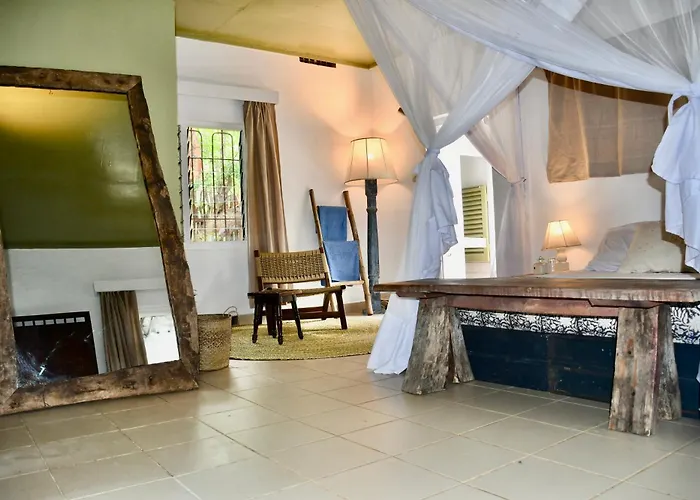 Salty'S Kitesurf Village Kilifi
