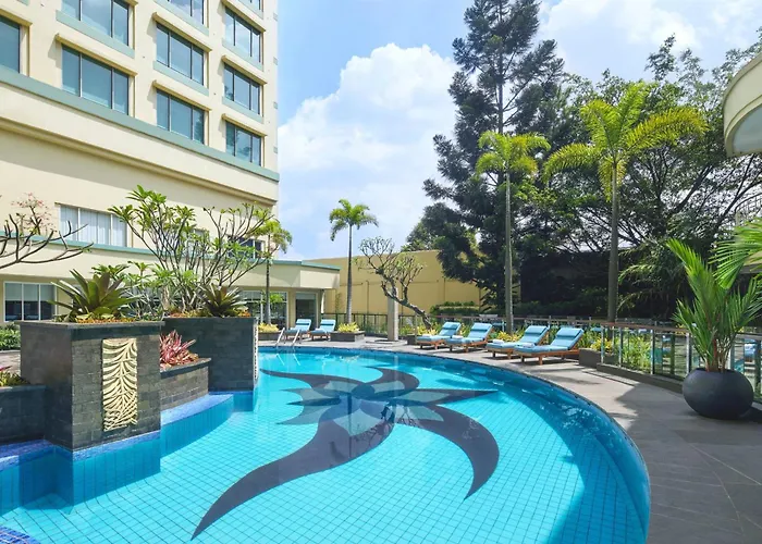 Courtyard By Marriott Bandung Dago Hotel