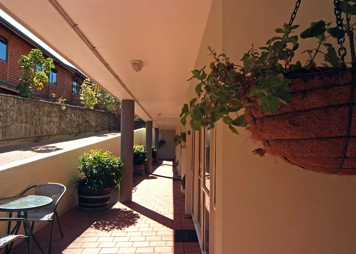 Baycourt Lakefront Motel Taupo