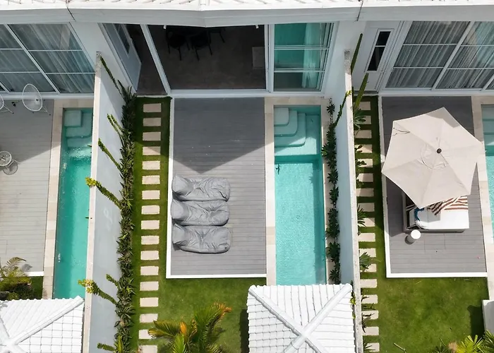 Sea Breeze Retreat Modern 3Br Villas In Canggu