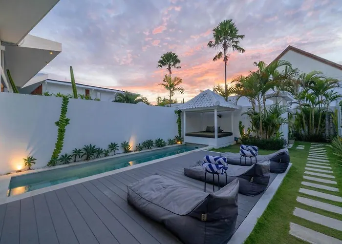 Sea Breeze Retreat Modern 3Br Villas In Canggu