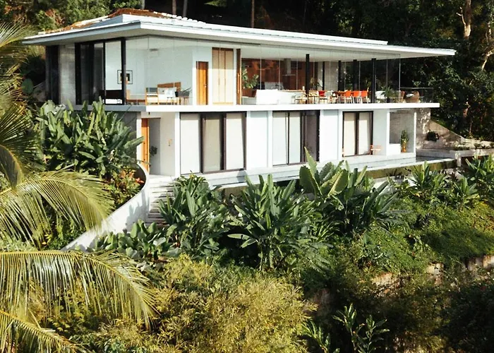 Narra Hill Tagaytay Bed & Breakfast Laurel