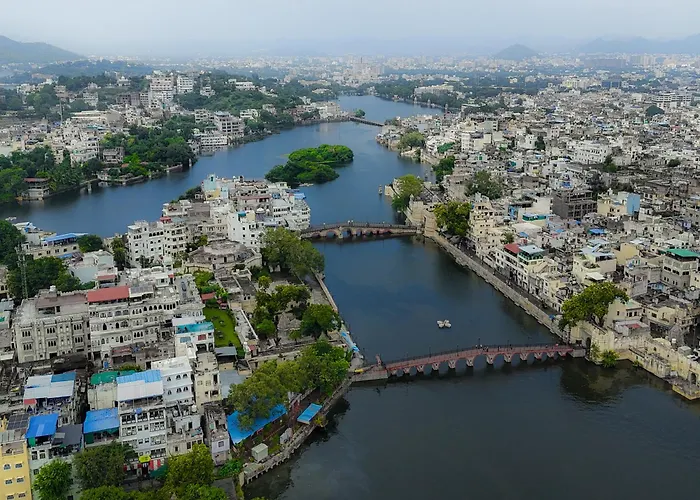 Footprint By The Lake - 10 Meter From Lake Pichola Udaipur
