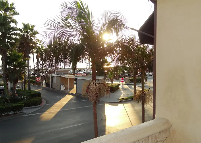 Balboa Inn, On The Beach At Newport Newport Beach