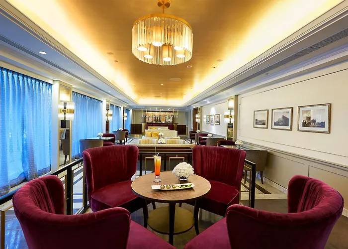 Taj Connemara, Chennai Hotel