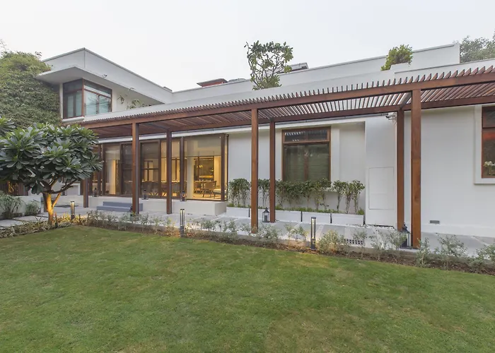 The Manor - New Delhi Hotel