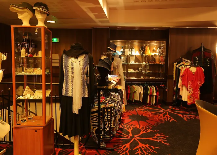 Hotel Gloria & Avenue Lourdes