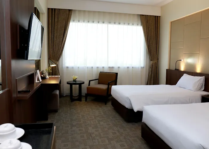 Louis Tavern Hotel Bangkok
