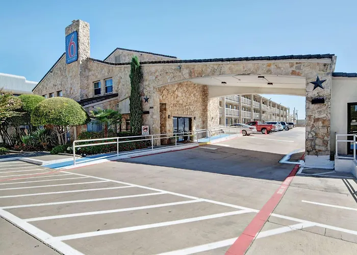 Motel 6-Dallas, Tx - Forest Lane Farmers Branch