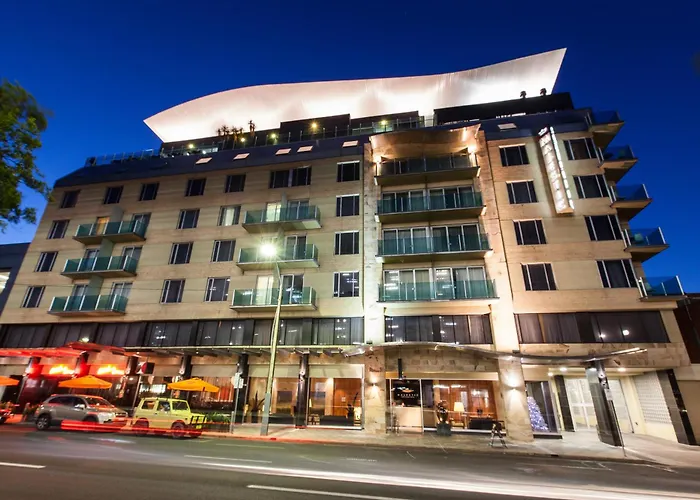 Majestic Roof Garden Hotel Adelaide