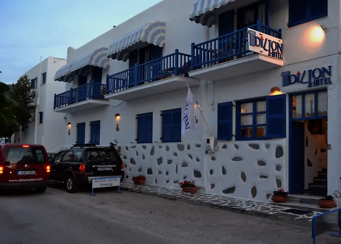 Dilion Hotel Parikia 