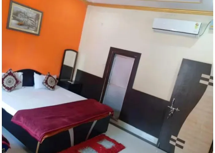 Hotel N Ashiyana Palace - Near Kasi Vishwanath Temple #Fully Air Conditioning #Wi-Fi #Parking -Best Hotel In Varanasi Book Now