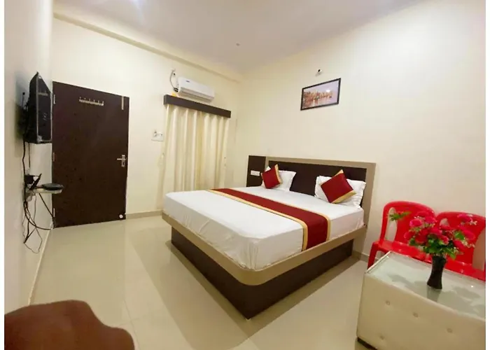 Vnx - Hotel Nath # Palace Near Kashi Vishwanath Temple - Free Public Parking And Wifi Facilities - Air Conditioning Room Varanasi
