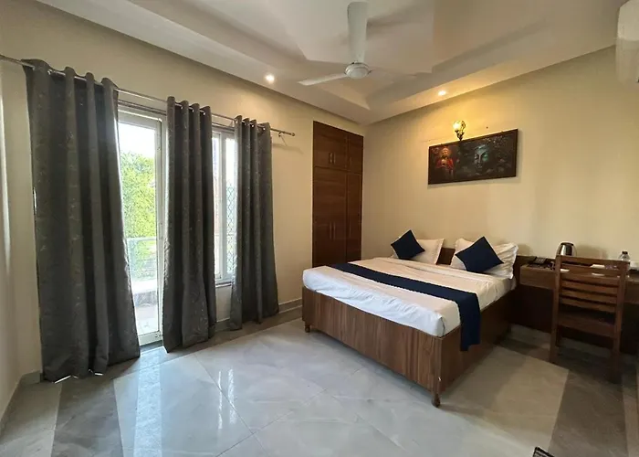 Hotel Future Inn And Banquet Noida