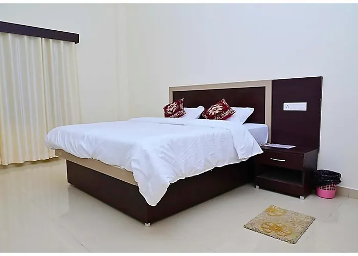 Vnx - Hotel Nath # Palace Near Kashi Vishwanath Temple - Free Public Parking And Wifi Facilities - Air Conditioning Room Varanasi