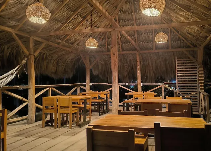 Hostal Paraiso Beach Playa de Punta Arena