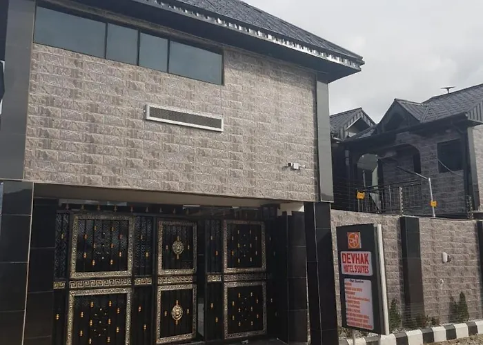 Devhak Hotel And Suites Warri