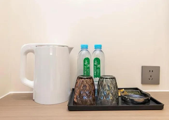 Noman Apartment Guangzhou Railway Station Huanshi West Road Branch