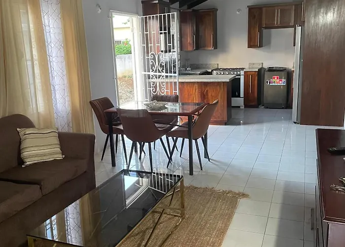 Bogue Paradise Bungalow Montego Bay