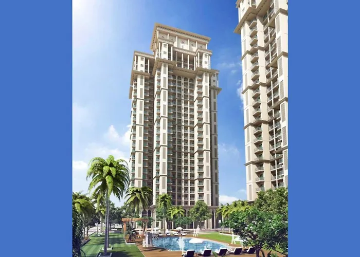Mahagun Living Plus -Pool, Wifi & Caring Hosts Noida