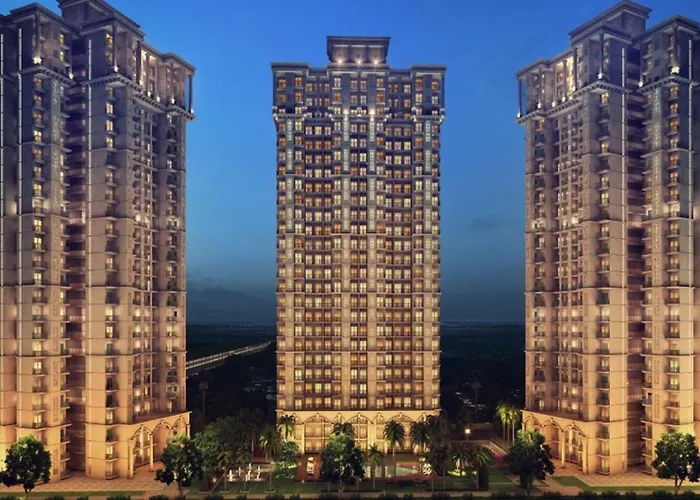 Mahagun Living Plus -Pool, Wifi & Caring Hosts Noida