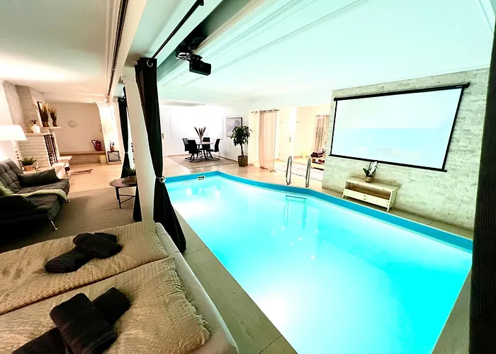 Uno Pool Apartment Vienna