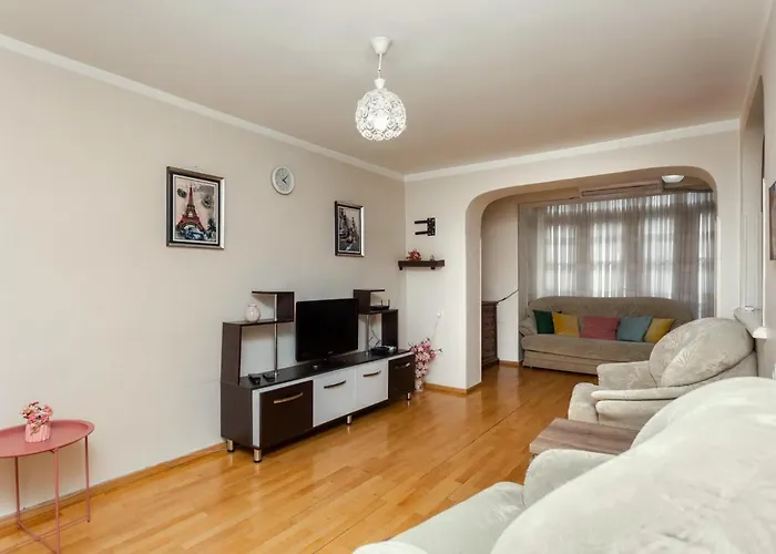 Pekini Ave Apartment Tbilisi