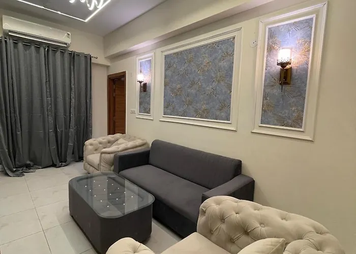 Premium 2Bhk Stay Spacious Stylish In Noida