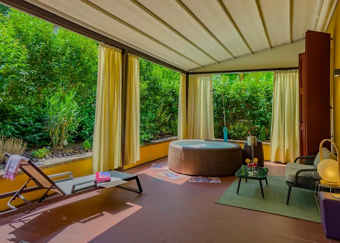 Terrazza Mazzini 53 - Jacuzzi & Parking Apartment Bologna