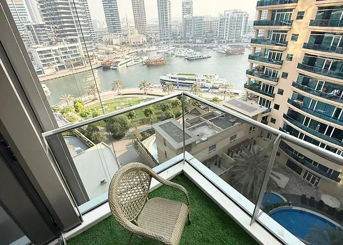 Overwater Sparkle Towers Studio Marina View By Sweet Homes Dubai