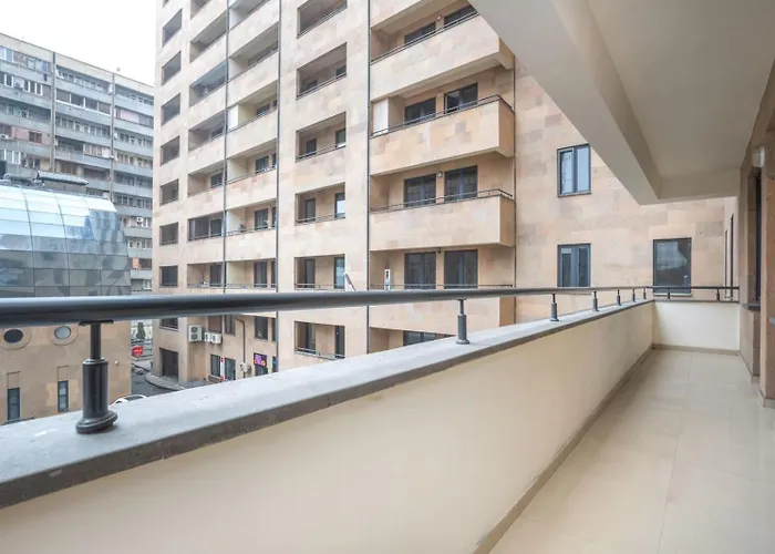 City Center 3 Bedrooms 2 Bathrooms Apartment With Balcony Yerevan