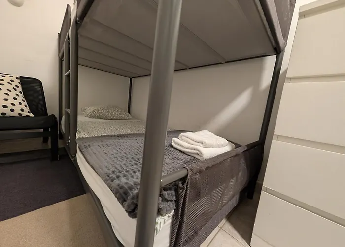 Tiny Condo Next To Park Maksimir Zagreb