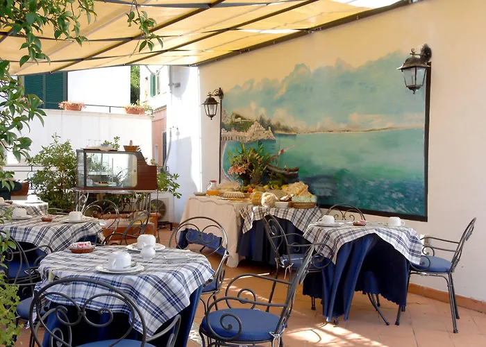 Hotel Antica Repubblica In The Historical Center 2 Minutes Away,At 170Mt, From The Sea Amalfi