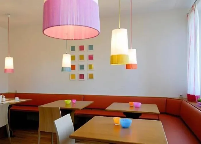 Business & Budget Hotel Tessin Munich