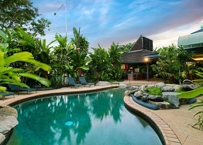 Cascade Gardens Aparthotel Cairns