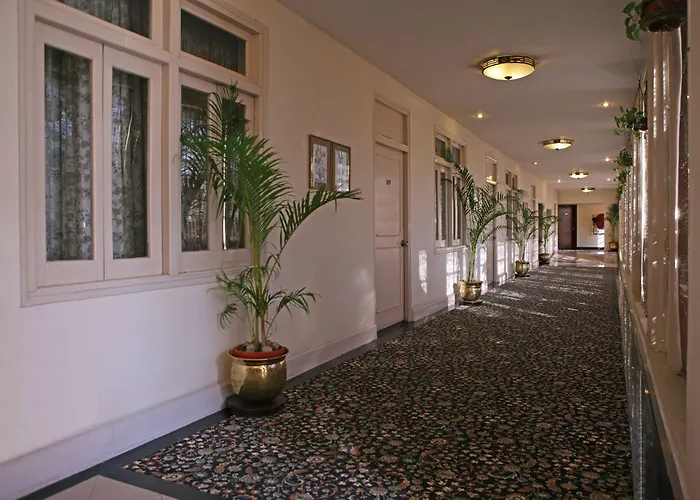 Hotel Clarks Varanasi Limited