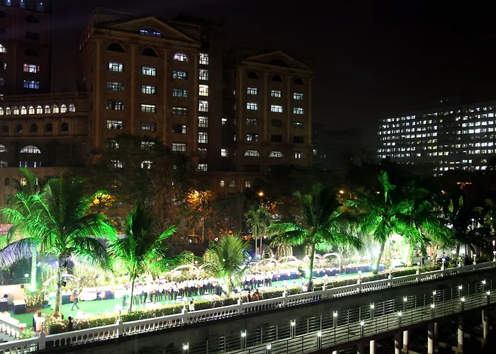Polo Floatel Kolkata Hotel