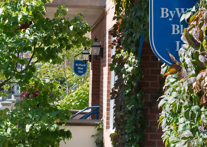 Byward Blue Inn Ottawa