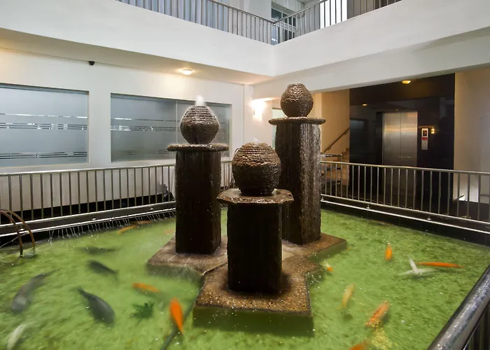 Global Towers Hotel & Apartments Colombo