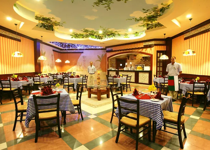 Rehana Royal Beach Resort - Aquapark & Spa - Family & Couples Only - Premium Ultra All-Inclusive 24H Sharm el-Sheikh