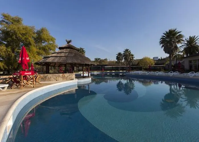 Howard Johnson Marinas & Resort San Pedro 