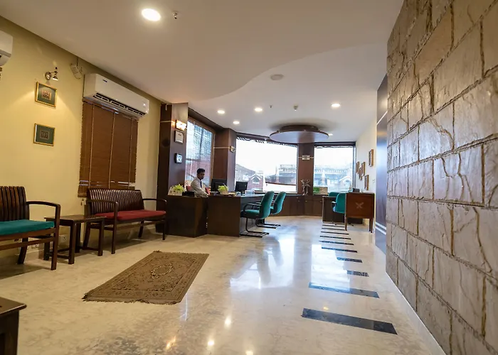 The Lindsay Hotel Kolkata