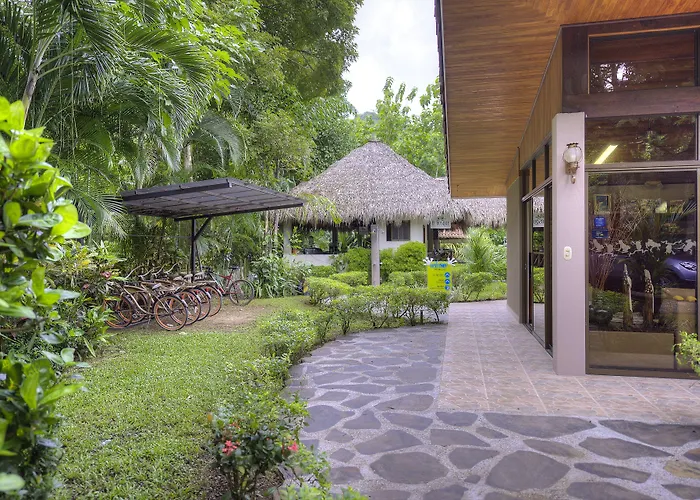 Pumilio Mountain & Ocean Hotel Jaco