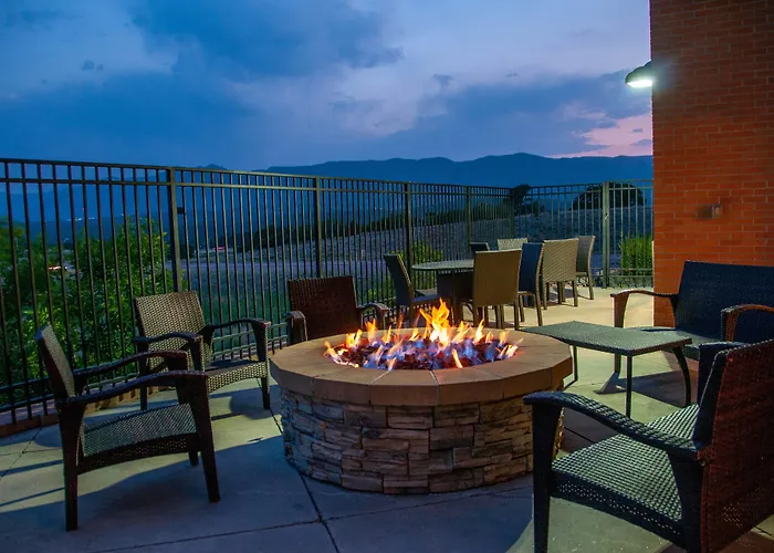 Fairfield Inn And Suites By Marriott Colorado Springs North Air Force Academy Gleneagle