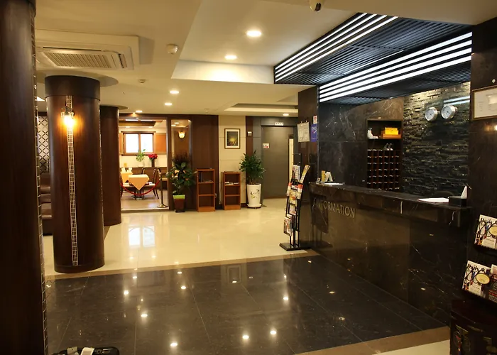 Hill House Seoul Myeongdong Hotel