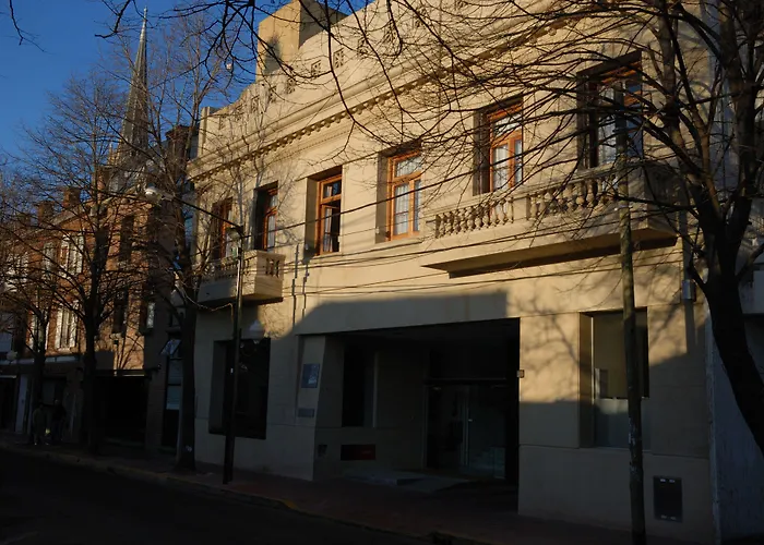 San Isidro Plaza Hotel